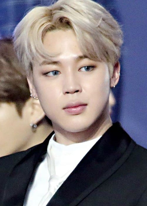 jimin-at-the-golden-disk-awards-on-january-14-2017 Jimin at the Golden Disk Awards on January 14, 2017