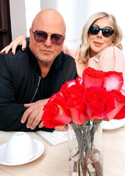 Michael Chiklis and Michelle Morán, as seen in December 2019 (Michael Chiklis / Instagram) Michael Chiklis and Michelle Morán, as seen in December 2019