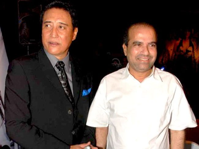 Danny Denzongpa (Left) and Suresh Wadkar at the audio release of ‘Enthiran’ (Bollywood Hungama / bollywoodhungama.com / CC BY 3.0) Danny Denzongpa (Left) and Suresh Wadkar at the audio release of 'Enthiran'