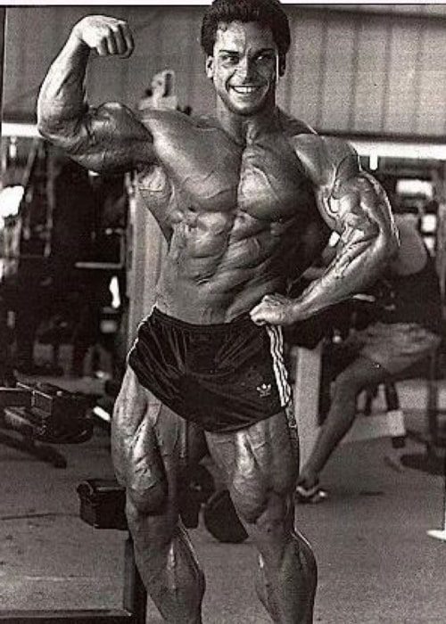 Rich Gaspari posing in his top form in the past (Rich Gaspari / Instagram) Rich Gaspari posing in his top form in the past