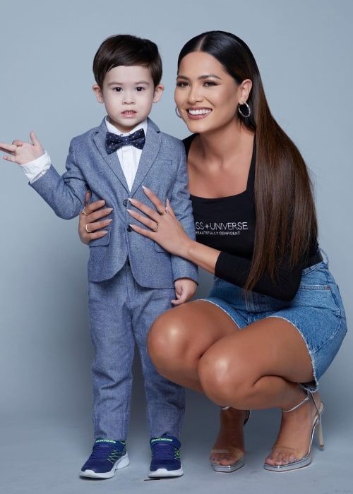 Anne Jakkaphong Jakrajutatip as seen in a picture that was taken with her son Andrea Meza in November 2022 (Anne Jakkaphong Jakrajutatip / Instagram) Anne Jakkaphong Jakrajutatip as seen in a picture that was taken with her son Andrea Meza in November 2022
