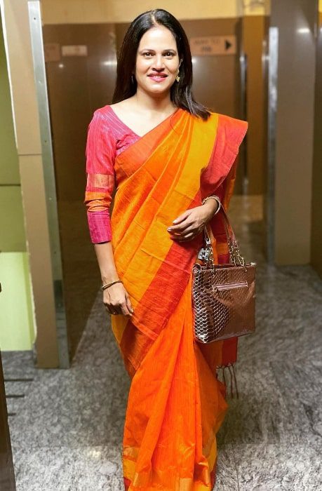 Manava Naik as seen while posing for a picture in October 2022 (Manava Naik / Instagram) Manava Naik as seen while posing for a picture in October 2022