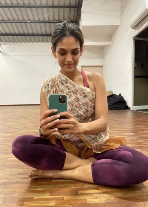 Rukmini Vijayakumar as seen in an Instagram Post in August 2022 (Rukmini Vijayakumar / Instagram) Rukmini Vijayakumar as seen in an Instagram Post in August 2022