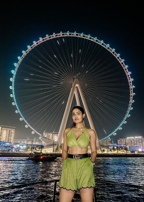 Saniya Iyappan as seen while posing for the camera in Dubai Marina, Dubai in November 2022 (Saniya Iyappan / Instagram) Saniya Iyappan as seen while posing for the camera in Dubai Marina, Dubai in November 2022