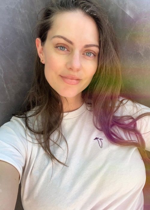 julia-voth-as-seen-while-taking-a-selfie-in-october-2022 Julia Voth as seen while taking a selfie in October 2022